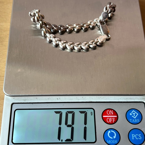 925 Sterling Silver Heart Design Bracelet - Picture 15 of 16